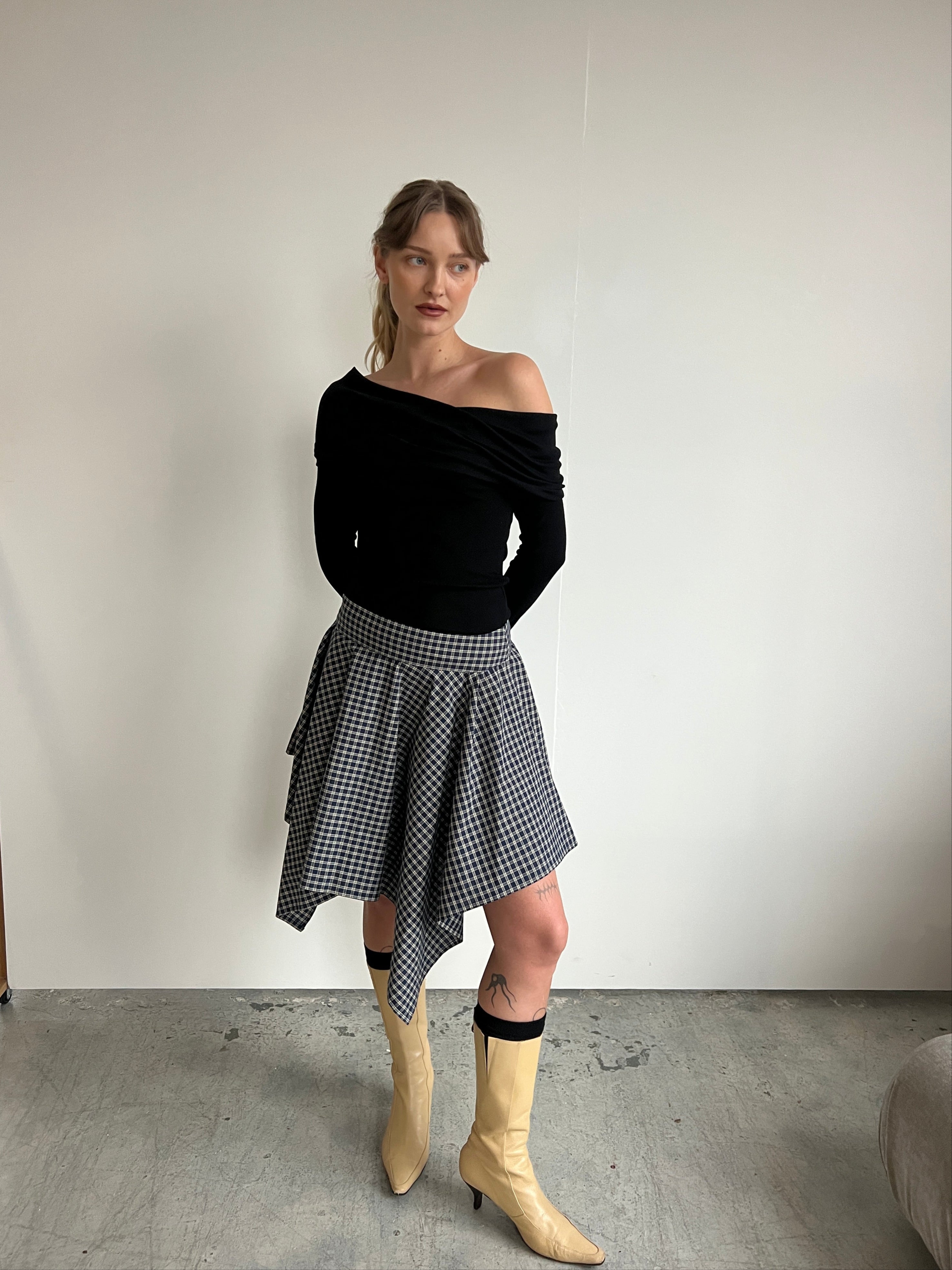 -Tops-Black Jersey-XS-abronzeage.com