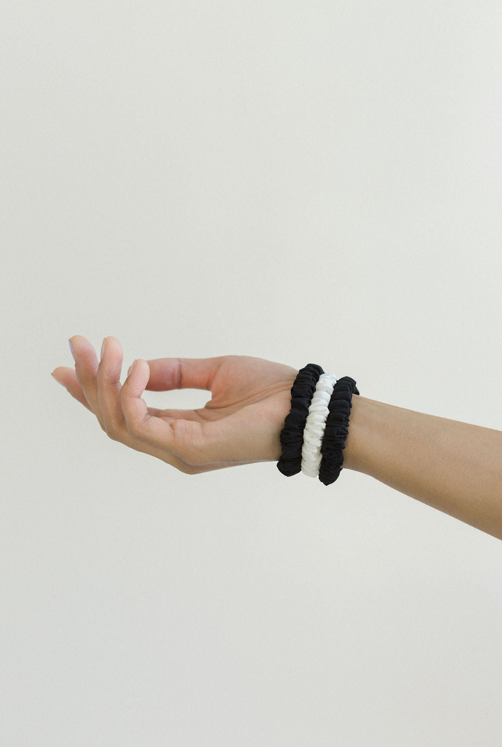 A Bronze Age Super Sport Silk Scrunchie 3 Pack, Hair Accessory, Canada-Hair-Black and White-abronzeage.com