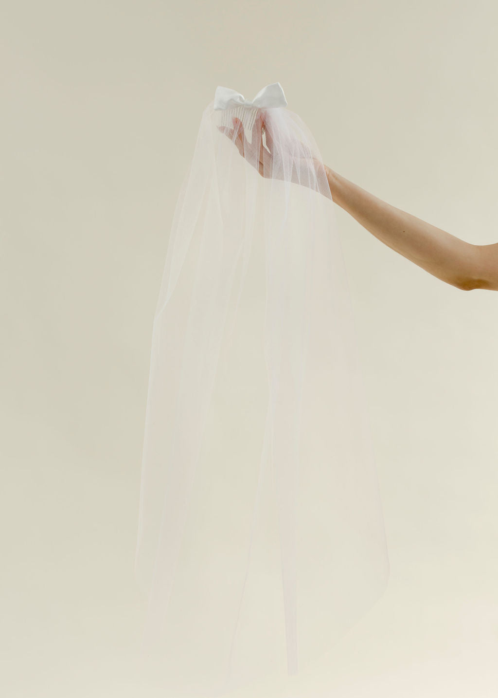 A Bronze Age Audrey Veil, Short Rounded Bridal Veil w/ Satin Bow, Canada-Hair-abronzeage.com