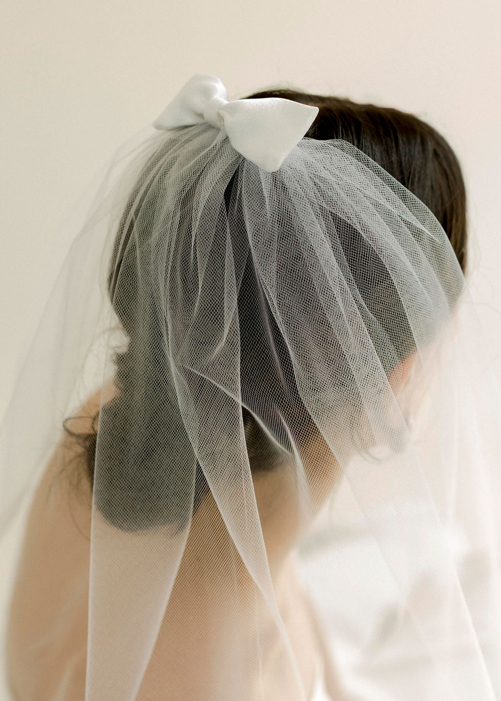 A Bronze Age Audrey Veil, Short Rounded Bridal Veil w/ Satin Bow, Canada-Hair-abronzeage.com