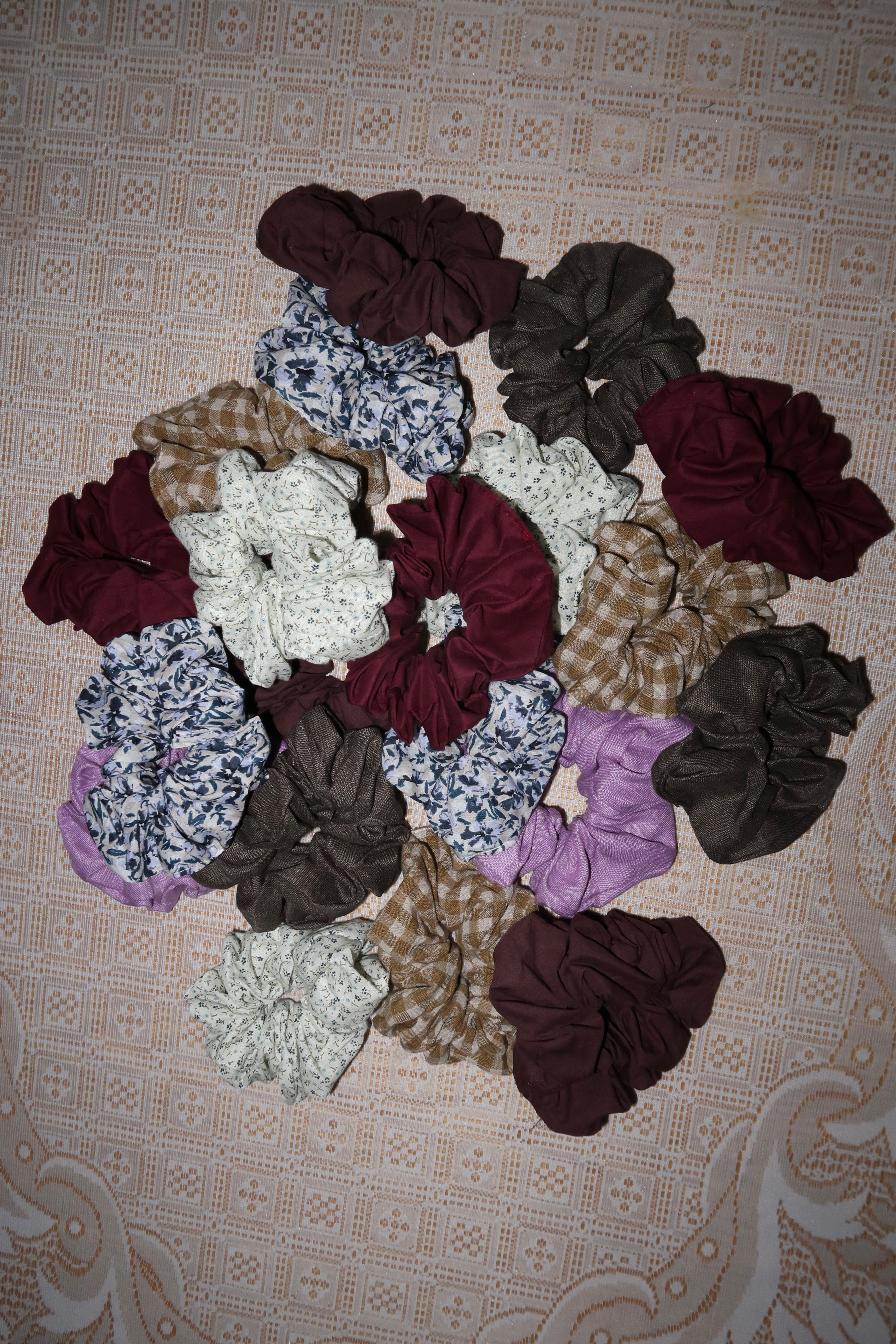 A Bronze Age Mystery BB Pack, Pack of 2 Hair Scrunchies, Canada-abronzeage.com