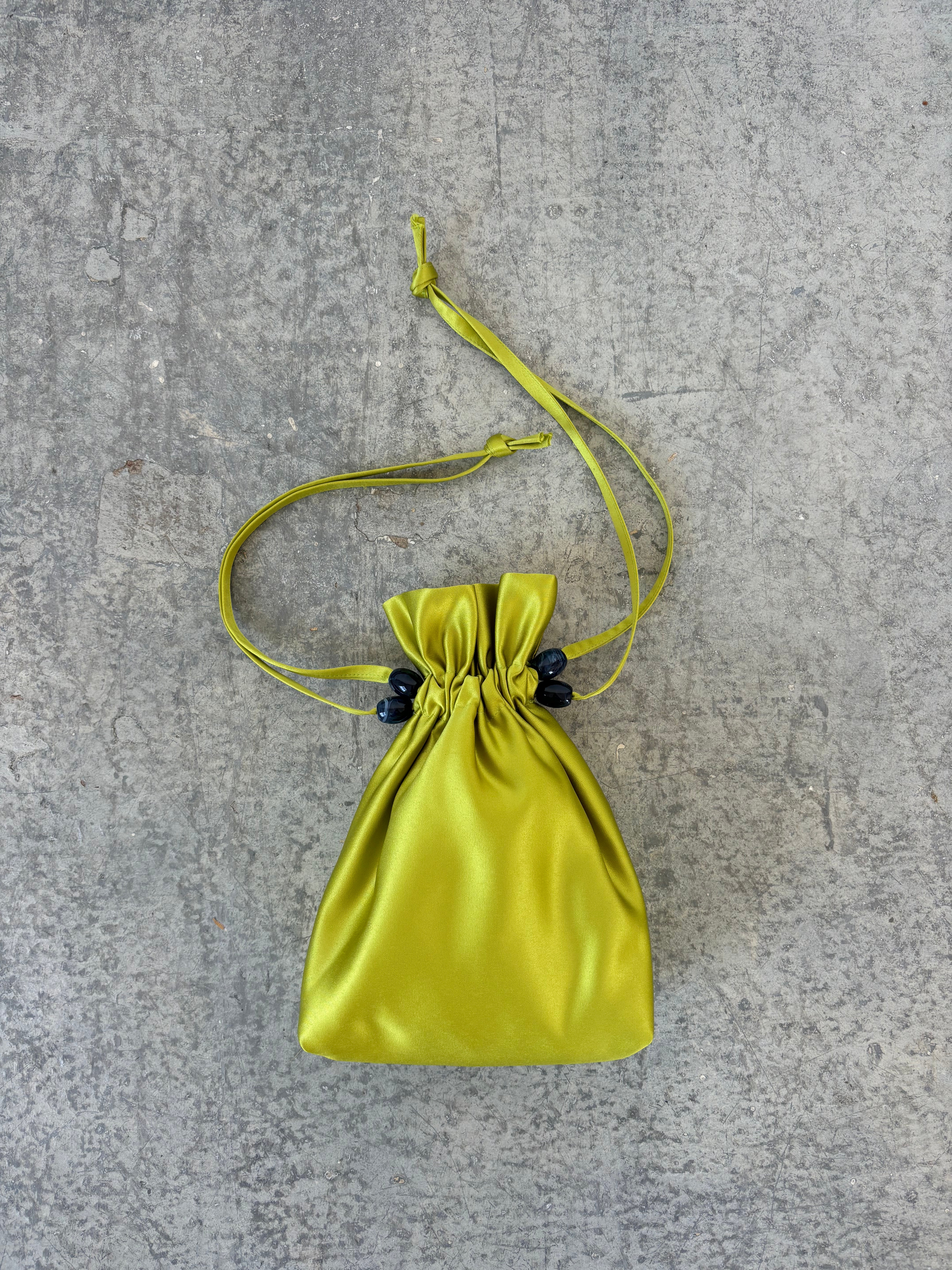 -Handbags-abronzeage.com