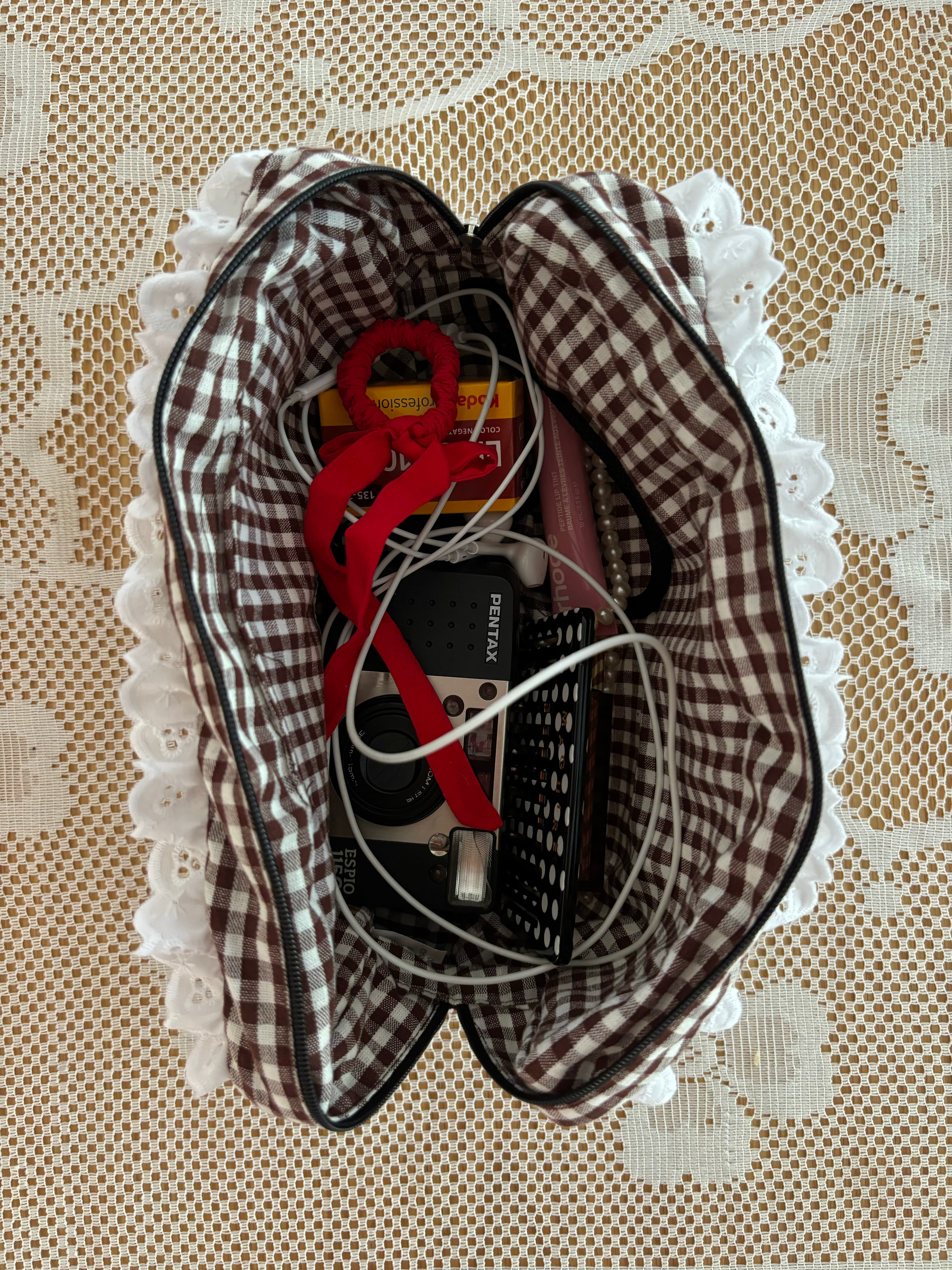 -Handbags-abronzeage.com